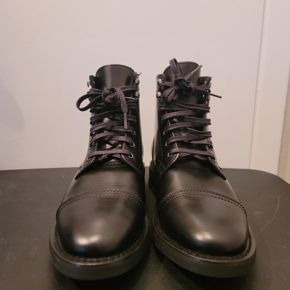 Elegant Black Leather Men's Boots